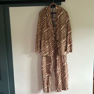 neutral linen zebra print set